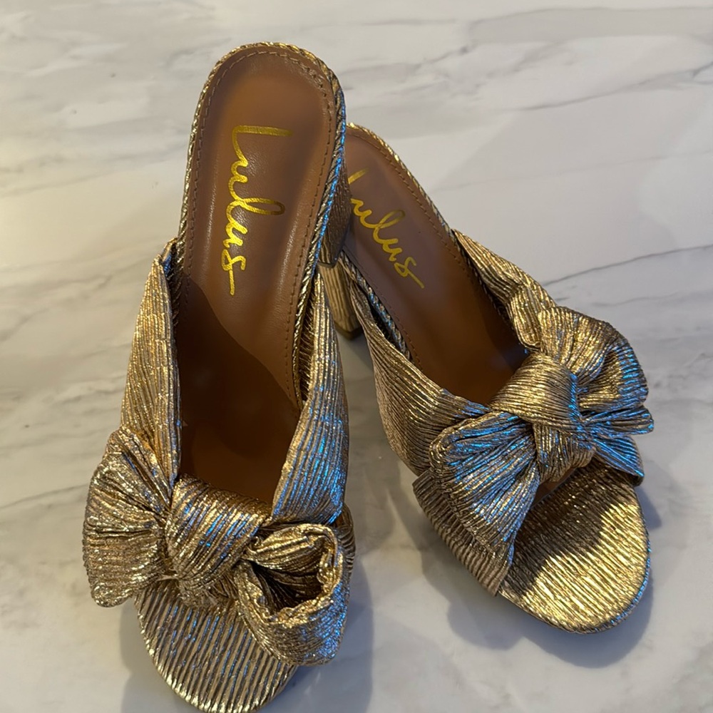 Lulus open toe sandal